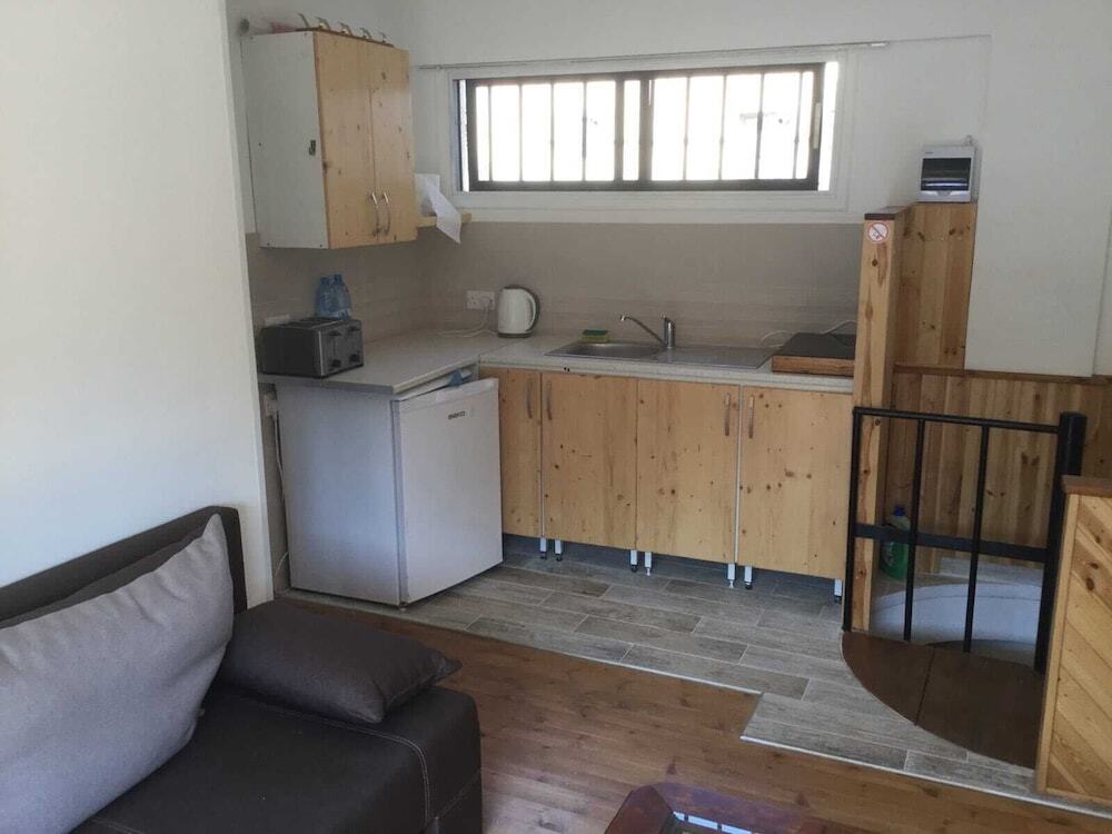 Ларнака: Charming 1-bed Apartment in Larnaca