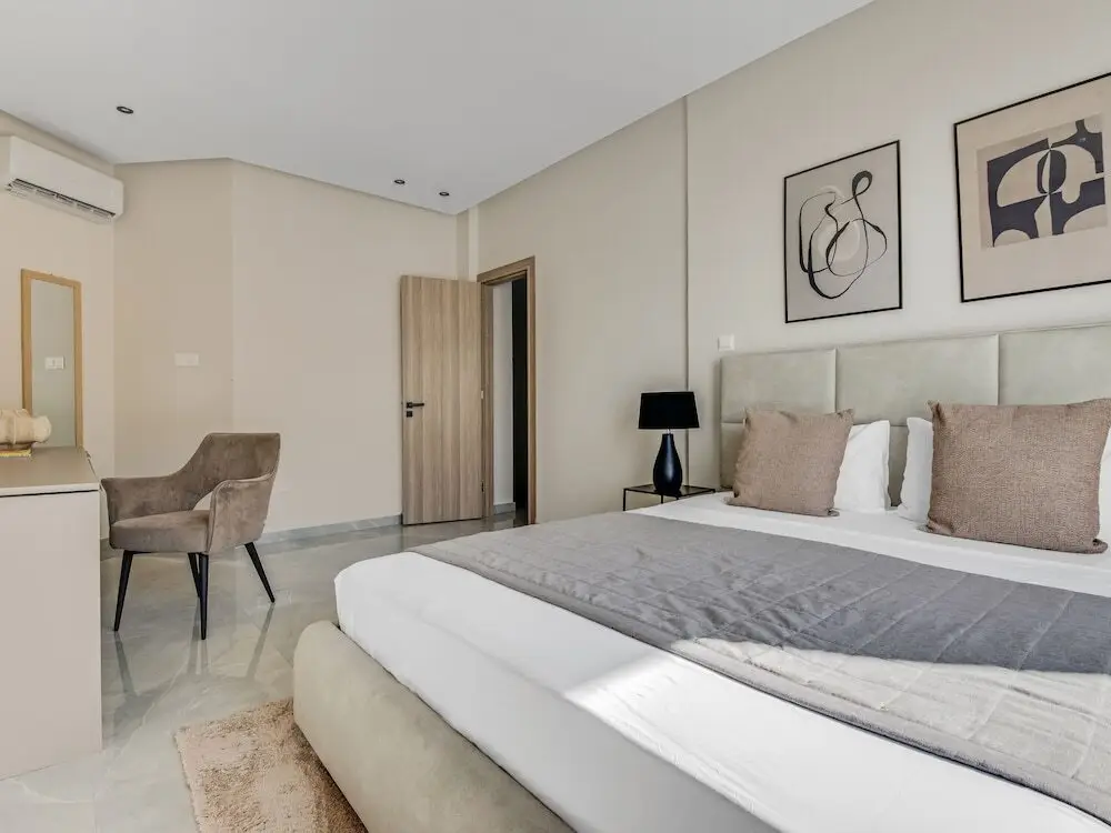 Ларнака: Sanders Crystal - Dreamy 3-bdr Apt w Balconies