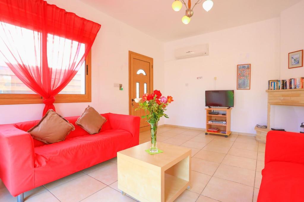Полис Хрисохус: Villa Ira Finiki in Latchi