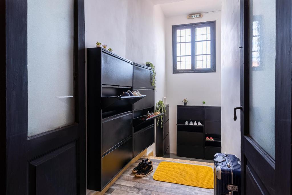 Лимассол: Bee Hostel