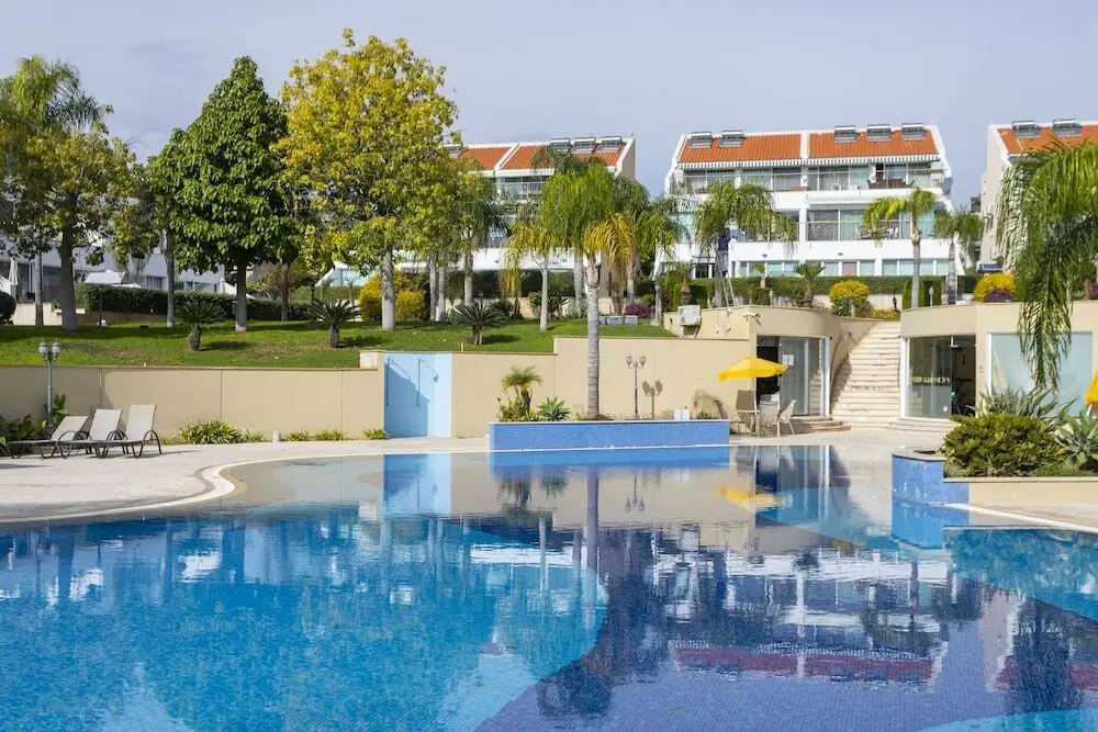 Гермасойя: Bay View Gardens Apartments with Pool
