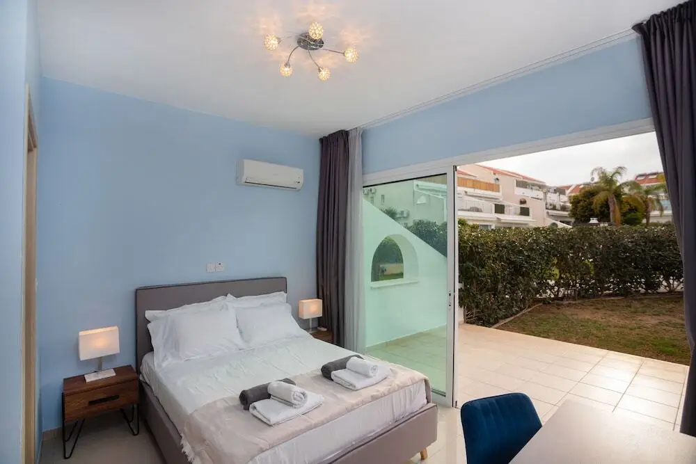 Гермасойя: Bay View Gardens Apartments with Pool