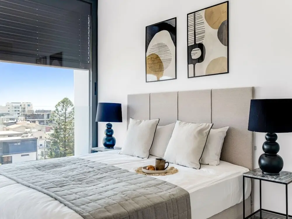 Лимассол: Sanders Park Central - Modern 3-bdr. Apt. w/ Rooftop