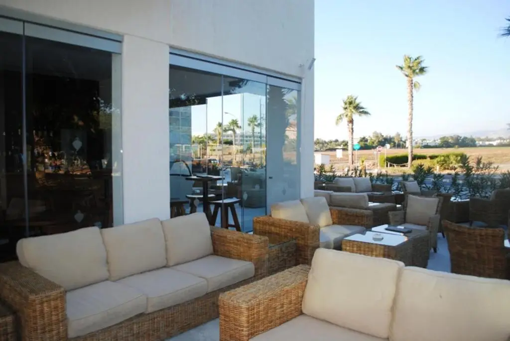 Пафос: Gold Lagoon Kosher Hotel