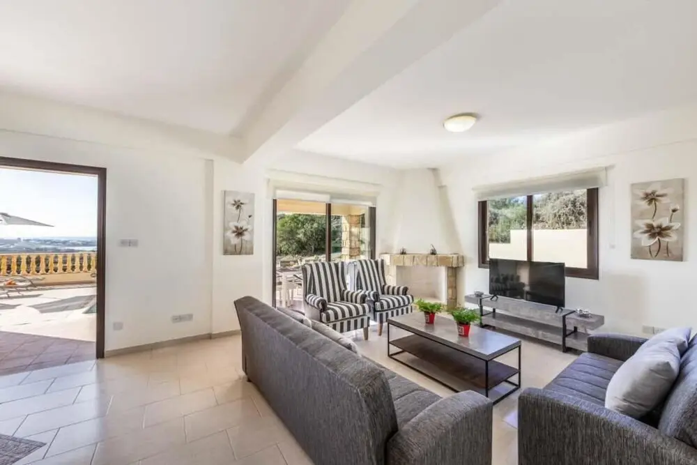 Пафос: Eastmed Villas Paphos Villa Aqua View Three Bedroom Villa With Private Swimming Pool