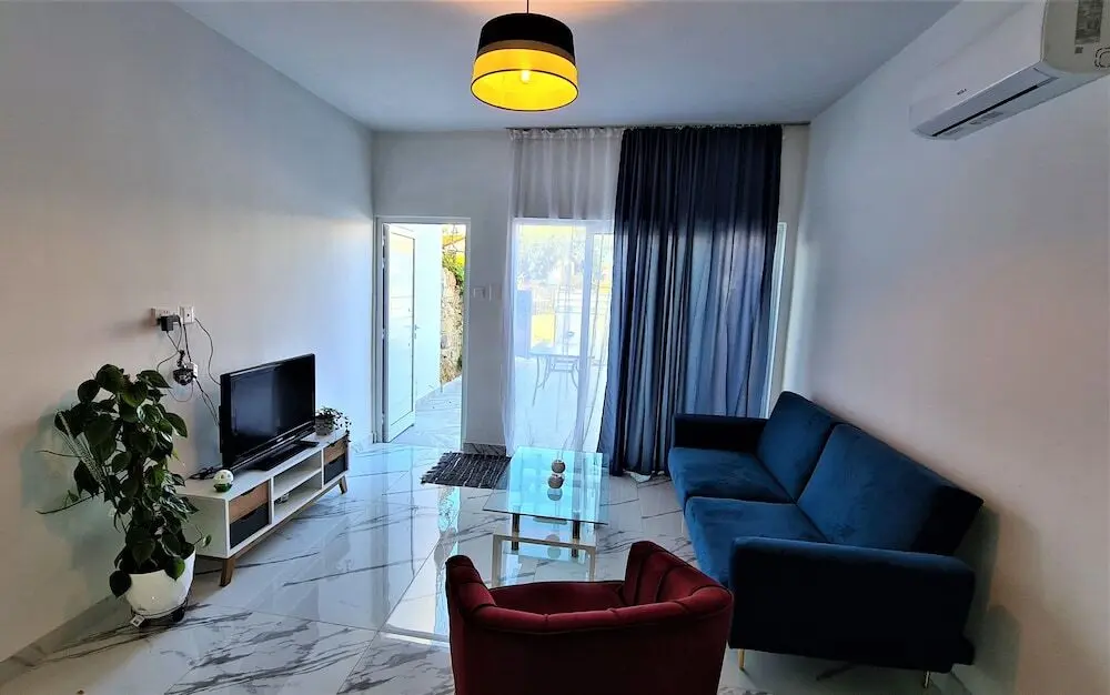 Пафос: Paphos Light House Apartment