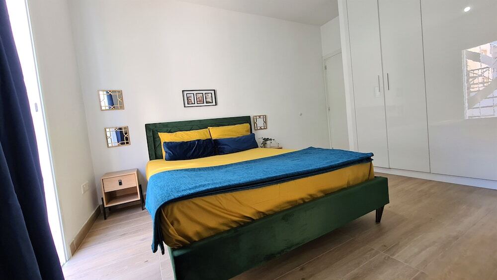 Пафос: Paphos Light House Apartment