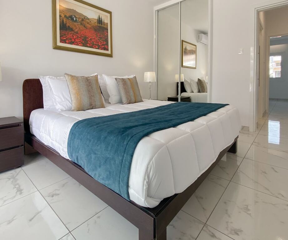 Пафос: Phaedrus Living Luxury Flat Semeli