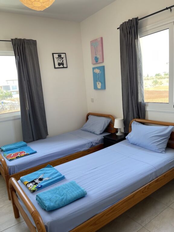Паралимни: Beautiful Villa With Pool in Ayia Triada, Cyprus