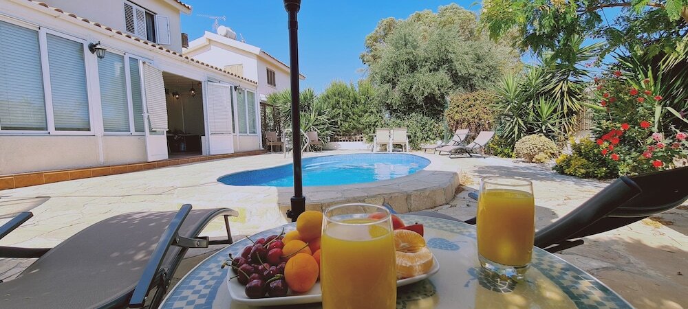 Айя-Напа: Swallows Nest Villa By STAY BnB