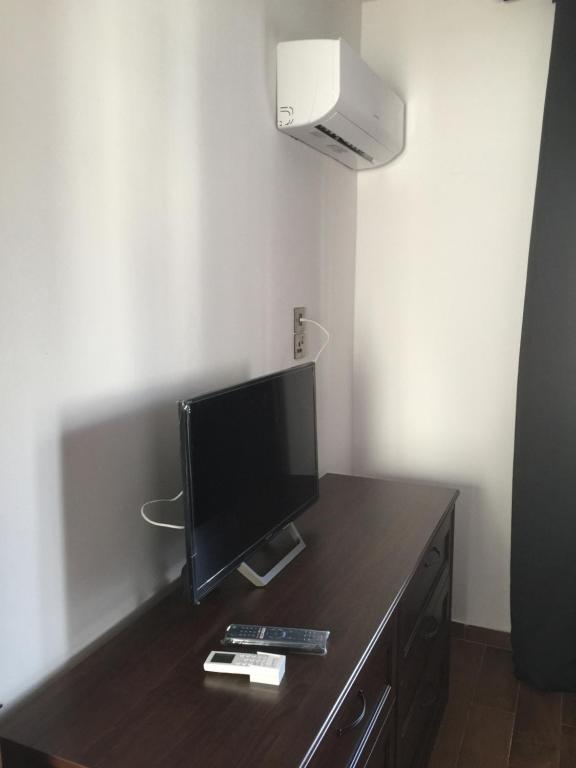 Пафос: Pearl City View Apartment