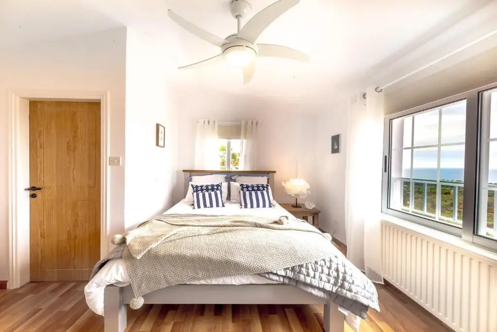 Пейя: Villa Olivia, Coral Bay