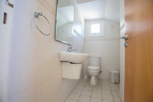 Протарас: Beautiful 5 Star Holiday Villa in a Prime Location in Protaras, Book Early To Secure Your Dates, Protaras Villa 1257