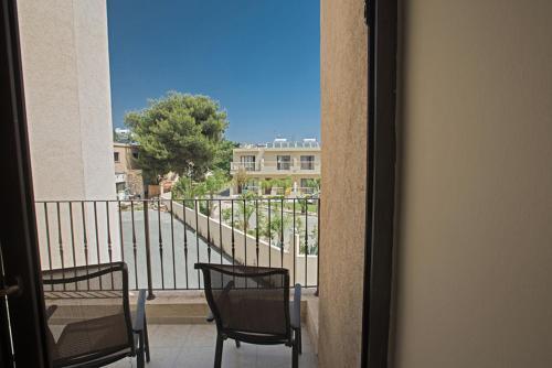 Айя-Напа: Beautiful 5 Star Holiday Apartment in a Prime Location in Ayia Napa, Book Early to Secure Your Dates, Ayia Napa Apartment 1282
