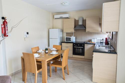 Айя-Напа: Beautiful 5 Star Holiday Apartment in a Prime Location in Ayia Napa, Book Early to Secure Your Dates, Ayia Napa Apartment 1282