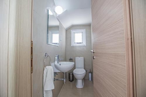 Айя-Напа: Beautiful 5 Star Holiday Villa in a Prime Location in Sotira, Book Early To Secure Your Dates, Sotira Villa 1298