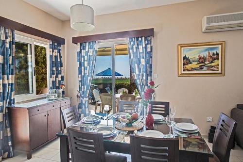 Айя-Напа: Beautiful 5 Star Holiday Villa in a Prime Location in Sotira, Book Early To Secure Your Dates, Sotira Villa 1303