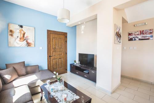 Айя-Напа: Beautiful 5 Star Holiday Villa in a Prime Location in Sotira, Book Early To Secure Your Dates, Sotira Villa 1303