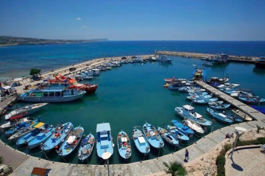 Полис Хрисохус: Imagine Your Family Renting a Luxury Holiday Villa Close to Latchi’s Main Attractions, Latchi Villa