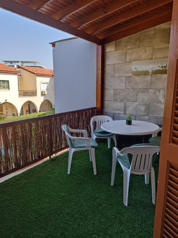 Пафос: Limnaria Westpark 2 bdrm apartment 122