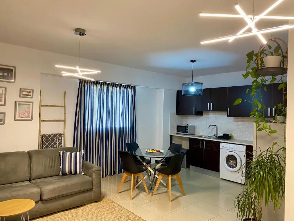 Ларнака: Fat Cow Apartment 103