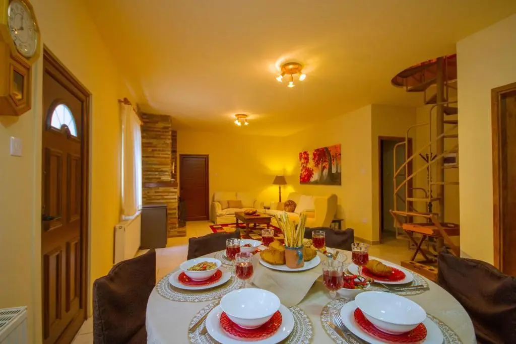 Платрес: Persephone Cottage by AgroHolidays