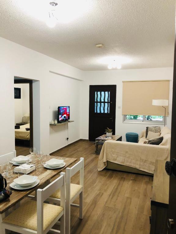 Пафос: Paphos Gardens-Apt suite