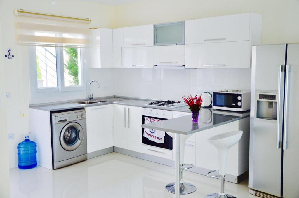 Фамагуста: Apartamenty na beregu morja v Tsezar' Bich 3-3