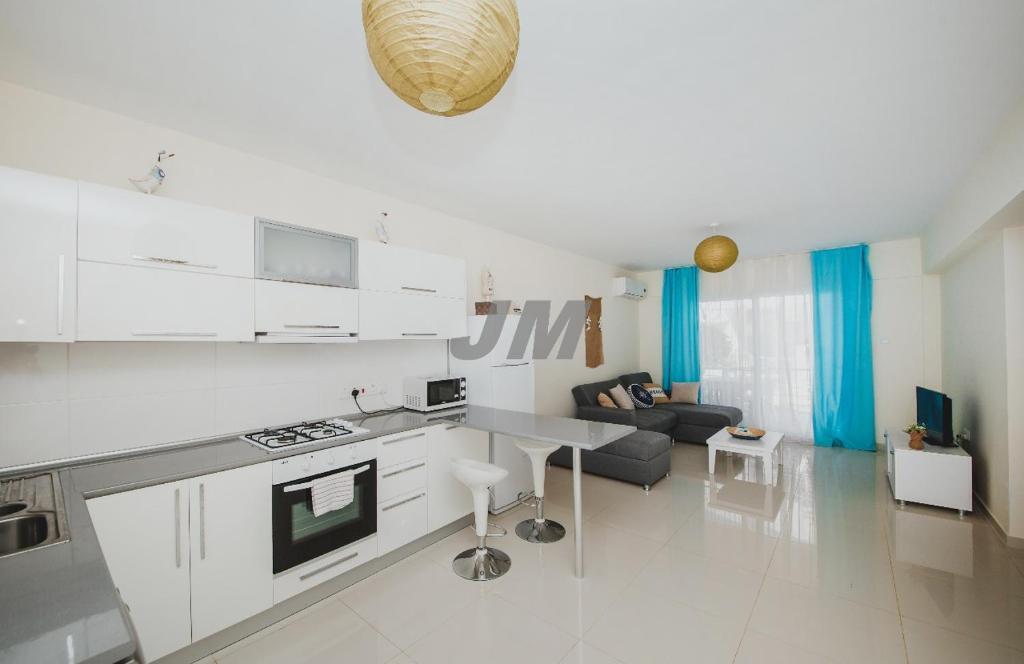 Фамагуста: Apartamenty na beregu morja v Tsezar' Bich 3-3