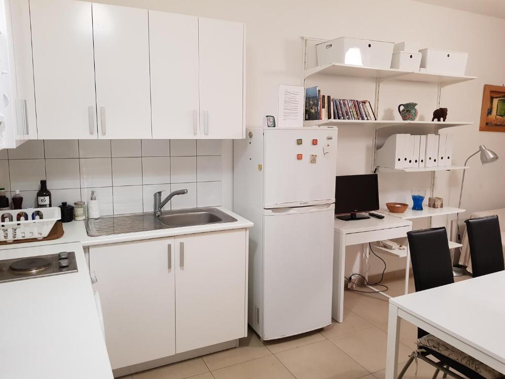 Пафос: Ariadne Apt 103 -300m From Lighthouse Beach (Adults Only)