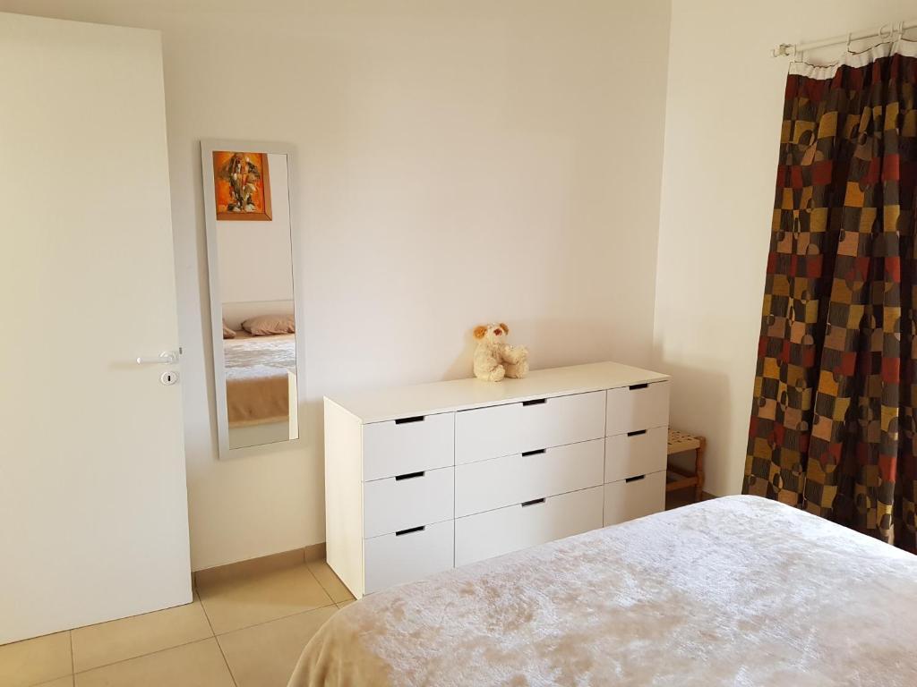 Пафос: Ariadne Apt 103 -300m From Lighthouse Beach (Adults Only)