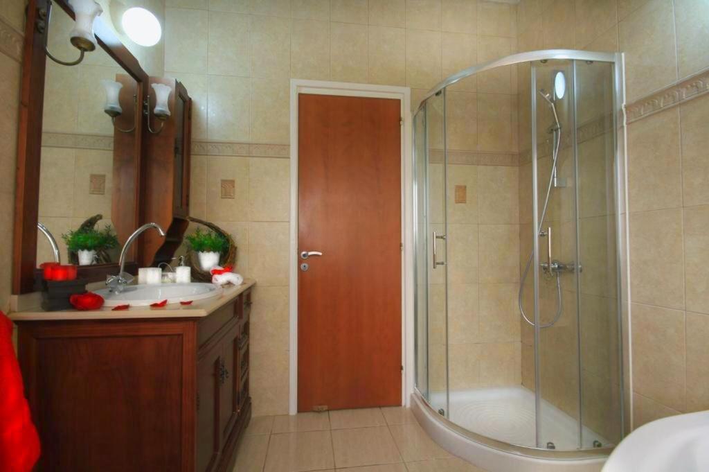 Айя-Напа: Beach Villa Sea View, XXL Pool, 4 Bedroom