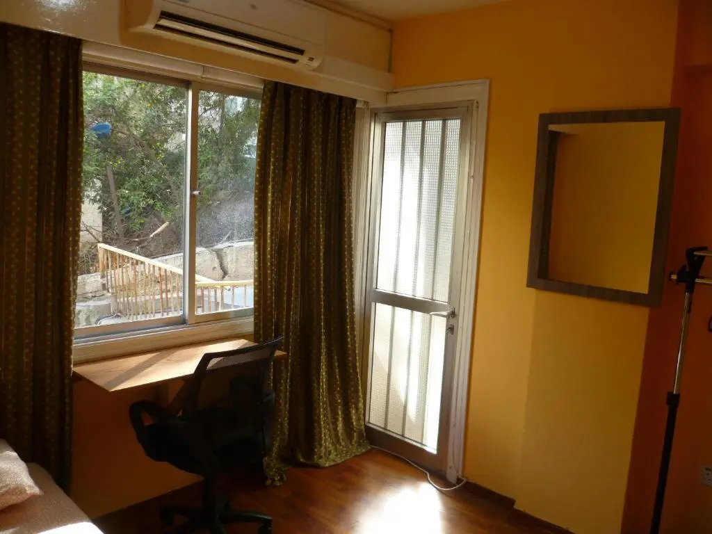 Никосия: City center private 1 or 2 bedroom flat - Dimofontos