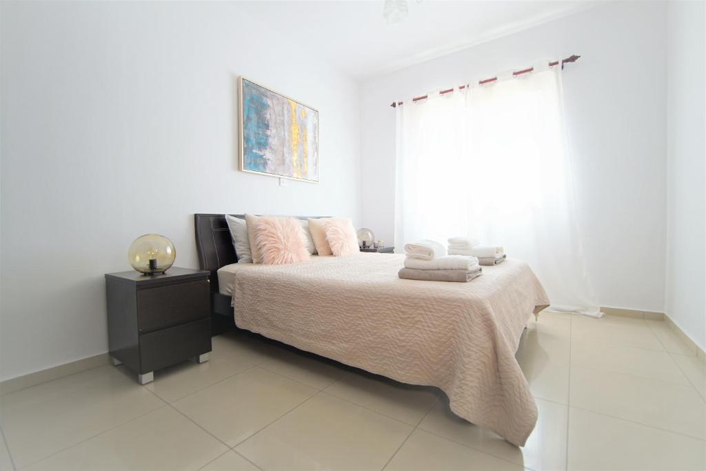 Пафос: Oracle C-102 1 Bedroom