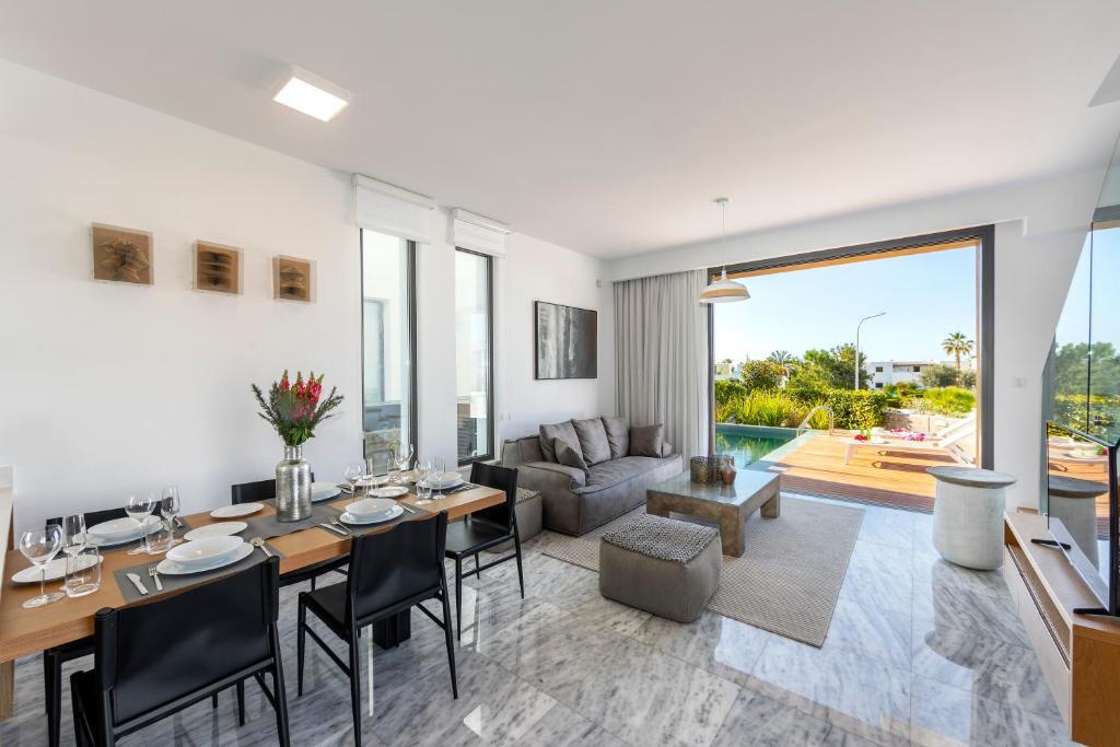 Пафос: Villa Laurus 6, walking distance to the beach