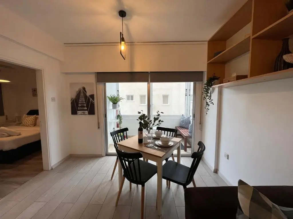 Rustic 1-BR Apt in Mackenzie-Larnaca — фото 1