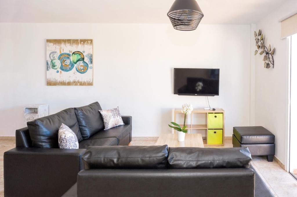Паралимни: SOFIA APARTMENT 700m away from the beach
