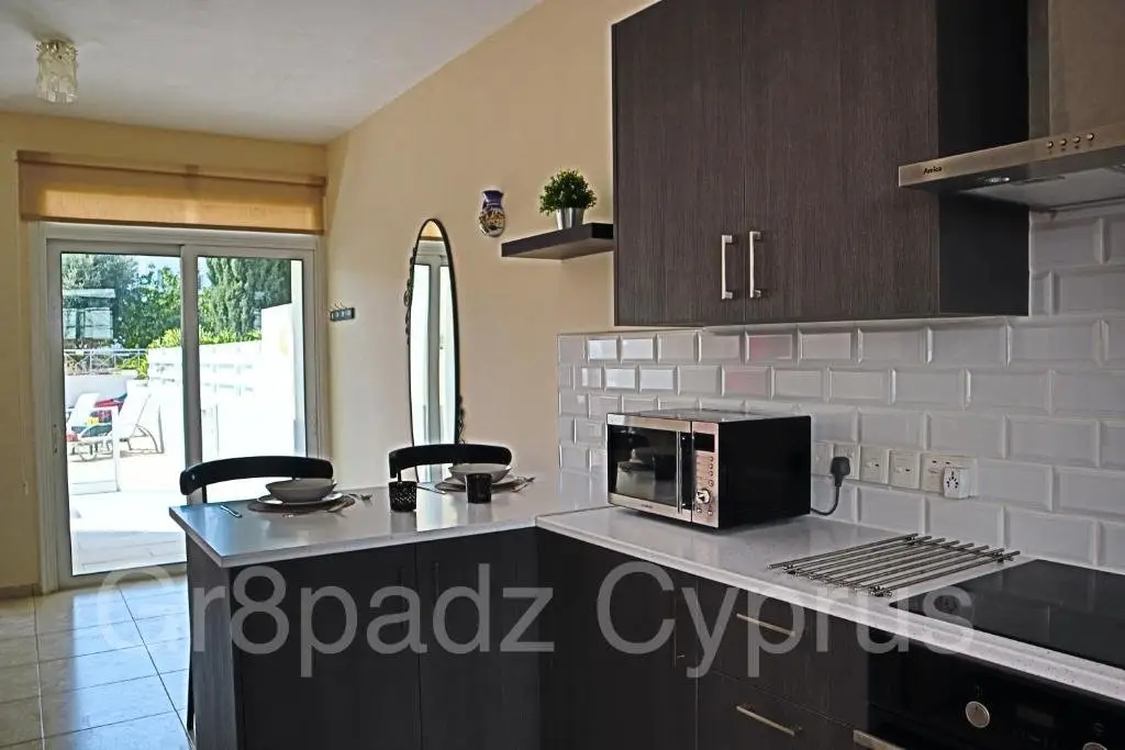 Протарас: Gr8padz Villa Dionne
