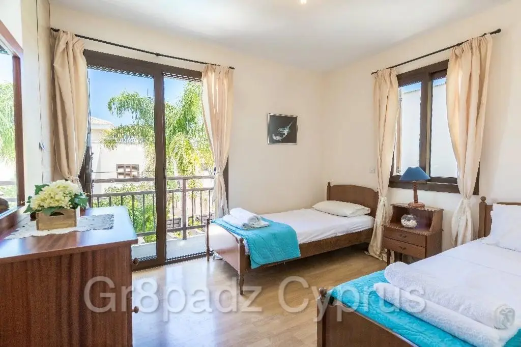 Протарас: Gr8padz Summer Breeze Villa