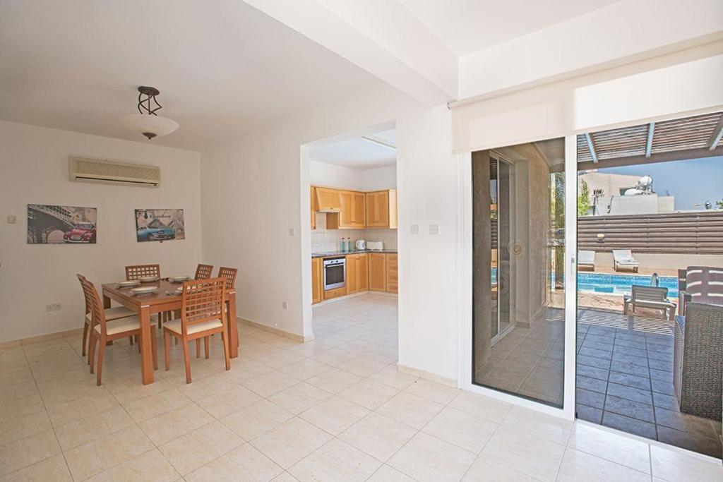 Протарас: Villa Protaras Eos Modern 3BDR Protaras Villa with Pool Short Walk to all beachresort centre