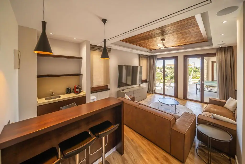 Куклия: Villa Elea, New Deluxe Golf Villa at Aphrodite Hills - 6 Bedrooms, 7 Bathrooms