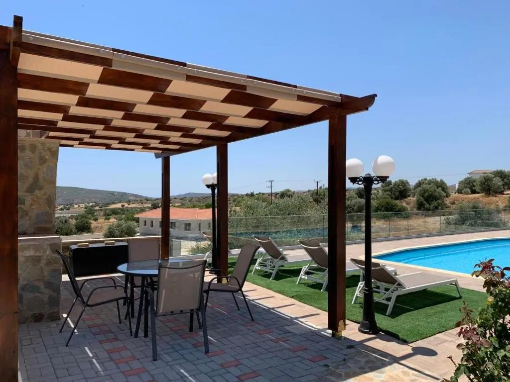 Масотос: Magnolia CAPTAINS HOUSE with A POOL
