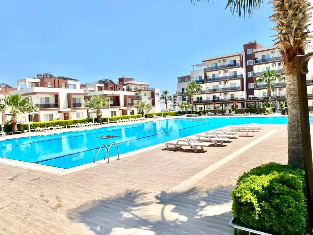 Трикомо (Искеле): Royal Sun Residence, Long Beach Exclusive Apartment - NETFLIX