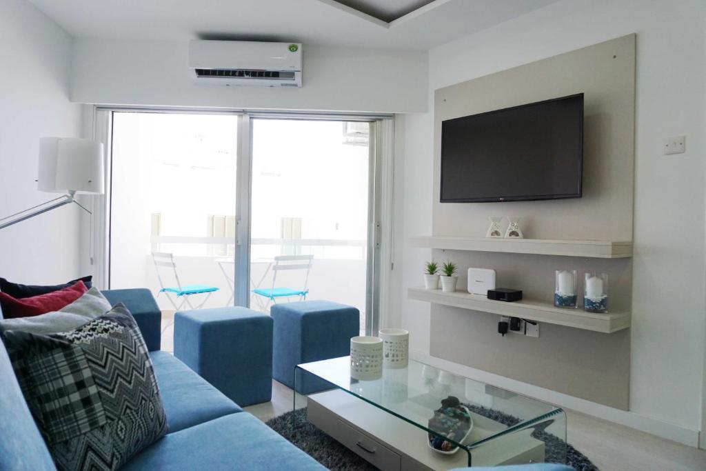 Ларнака: Lazuli Beach & Pool Apartment 501