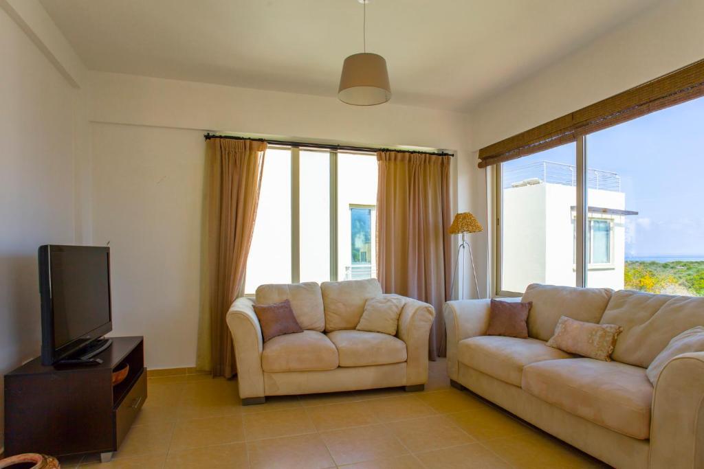 Теркедилмис: Apartment - penthouse 200 meters from the beach