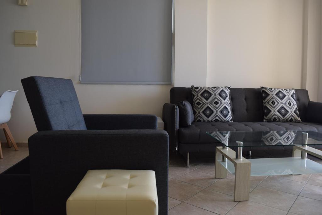 Хлорака: Eden Heights Sea View Apartment 502 - By IMH Travel & Tours
