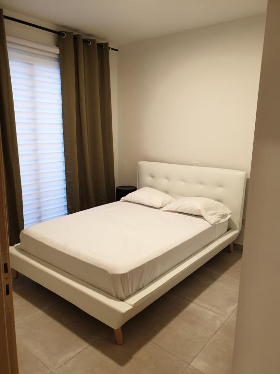 Никосия: Egkomi luxury suites 003