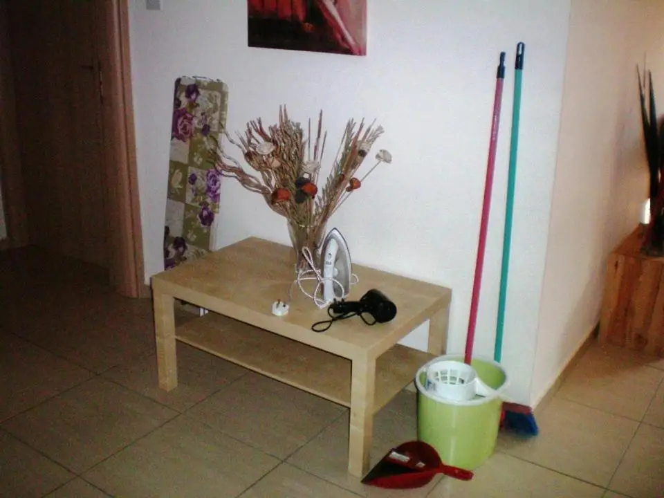 Кити: 103 ELEGANT 2 bed apartment with free Wifi, AC, pool & gym!