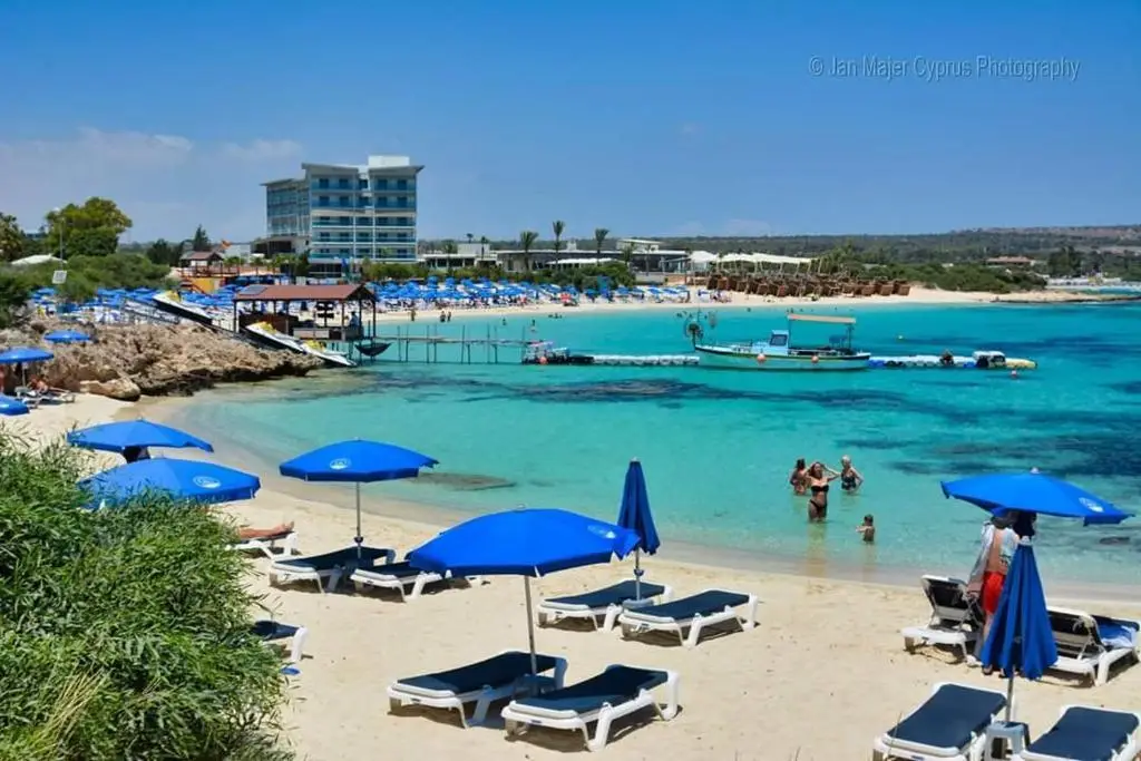 Айя-Напа: Nissi 3 Pool Access Garden Apartment