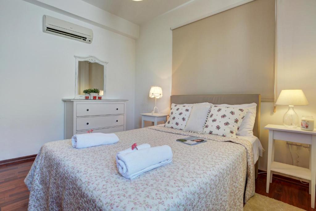 Протарас: SunnyVillas: 3BR Super Cozy Villa☆Private Pool☆BBQ - Villa Falcon